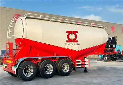 Đoạn trailer bán xe tải Tanker Cenemnt số lượng lớn với Diesel