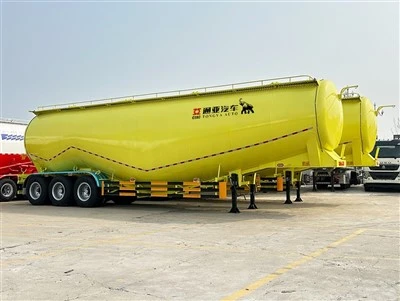Trailer tàu chở bột có 2 ngăn